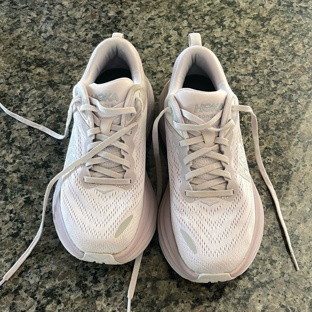 Hoka Bondi 8